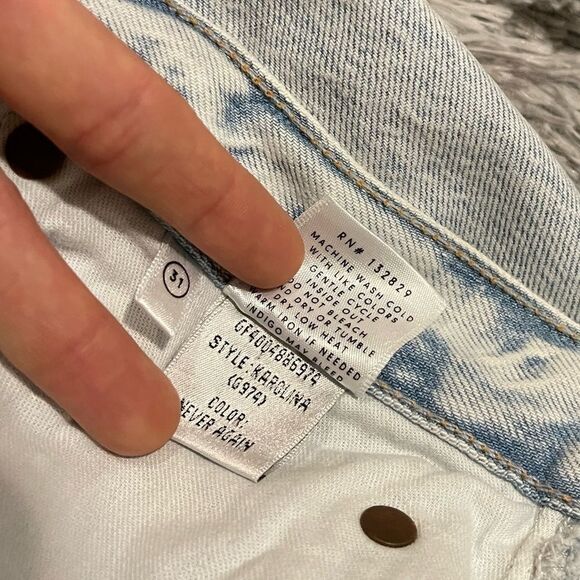 NWT! GRLFRND Karolina High Rise Acid Wash Button Fly Skinny Jean in Never Again - Picture 9 of 12